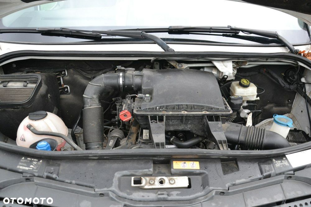 Mercedes-Benz Sprinter - 20