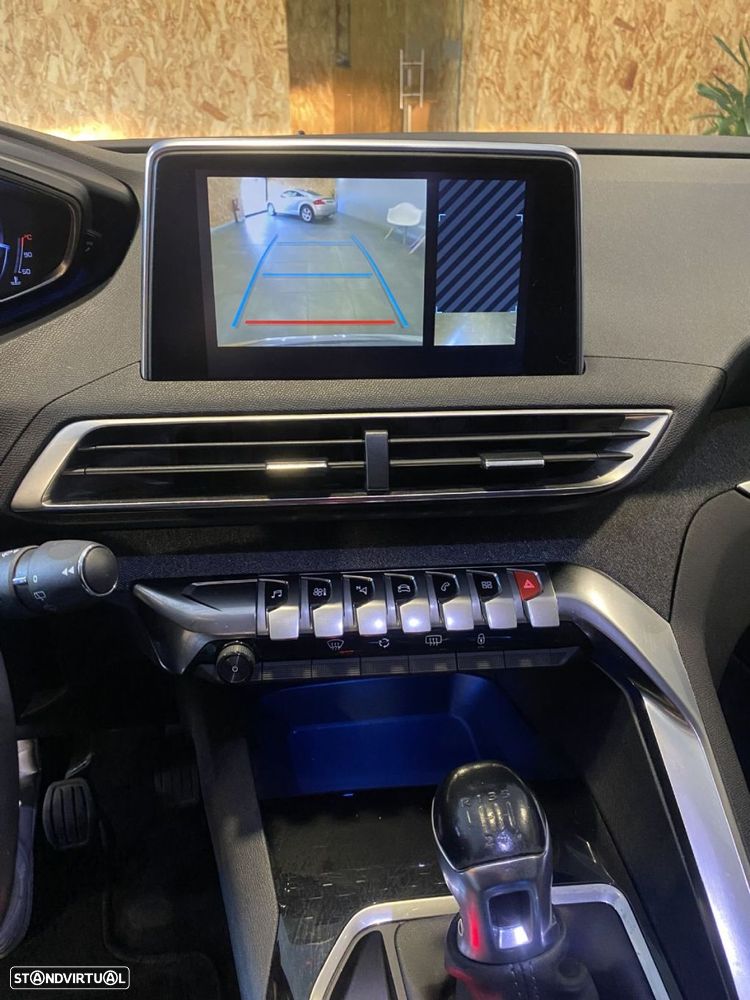 Peugeot 3008 1.5 BlueHDi Allure - 24