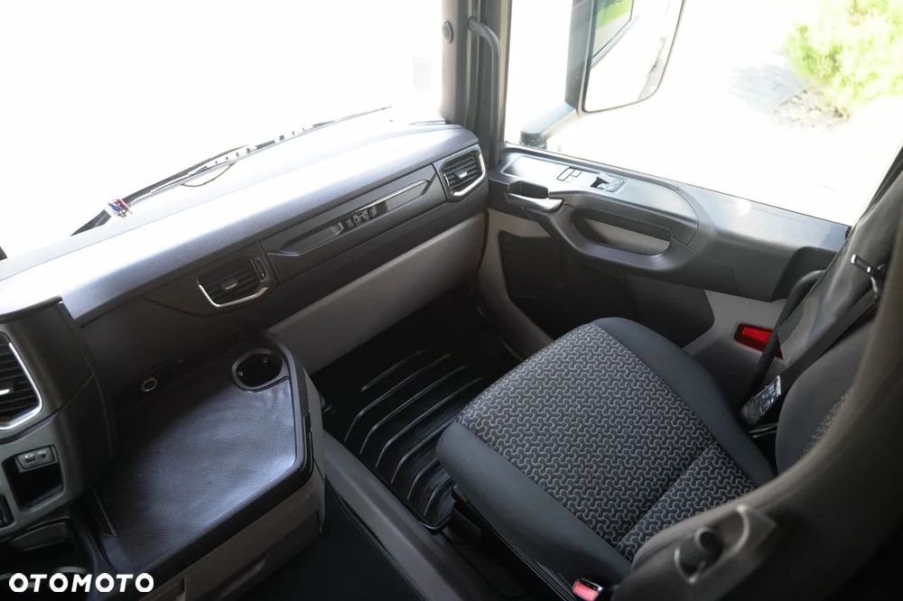 Scania R 500 / RETARDER / LOW DECK / MEGA / KLIMA POSTOJOWA / - 33