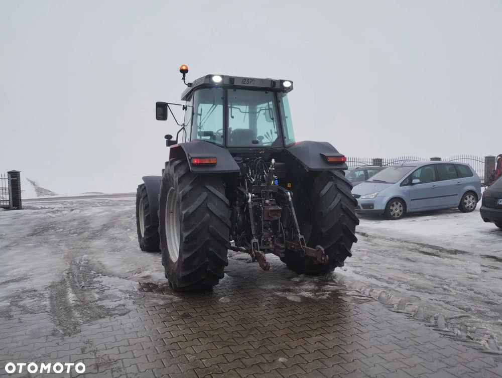 Massey Ferguson 8120 DynaShift 1996R - 26