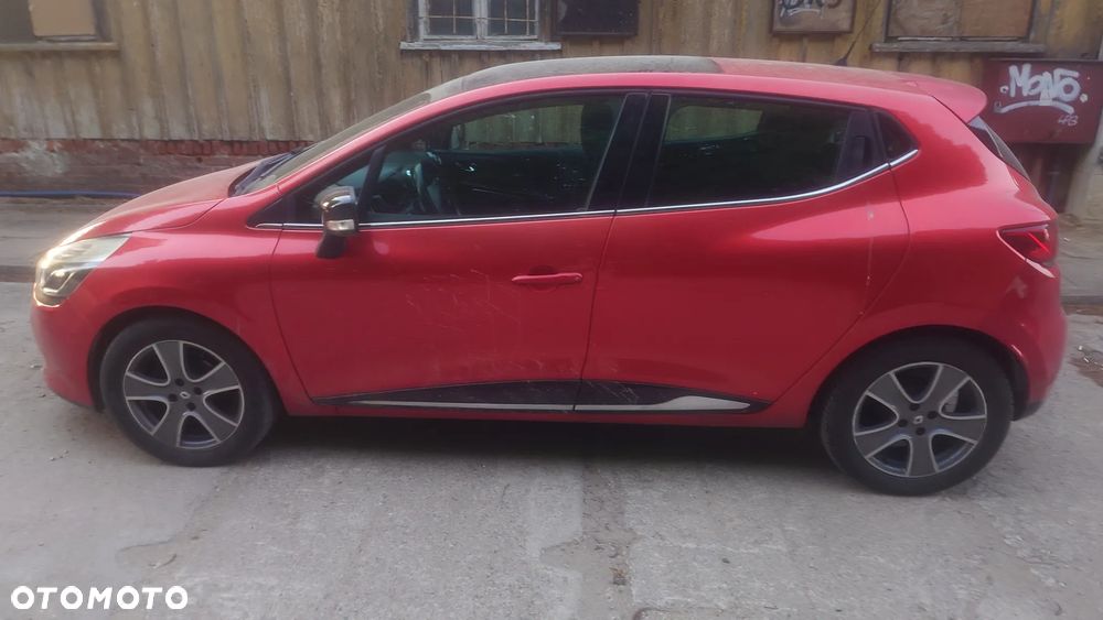 Renault Clio 2014 photo 2