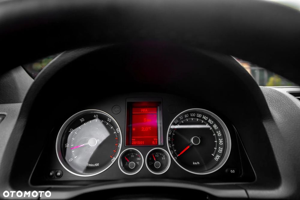 Volkswagen Golf 2.0 GTI - 26