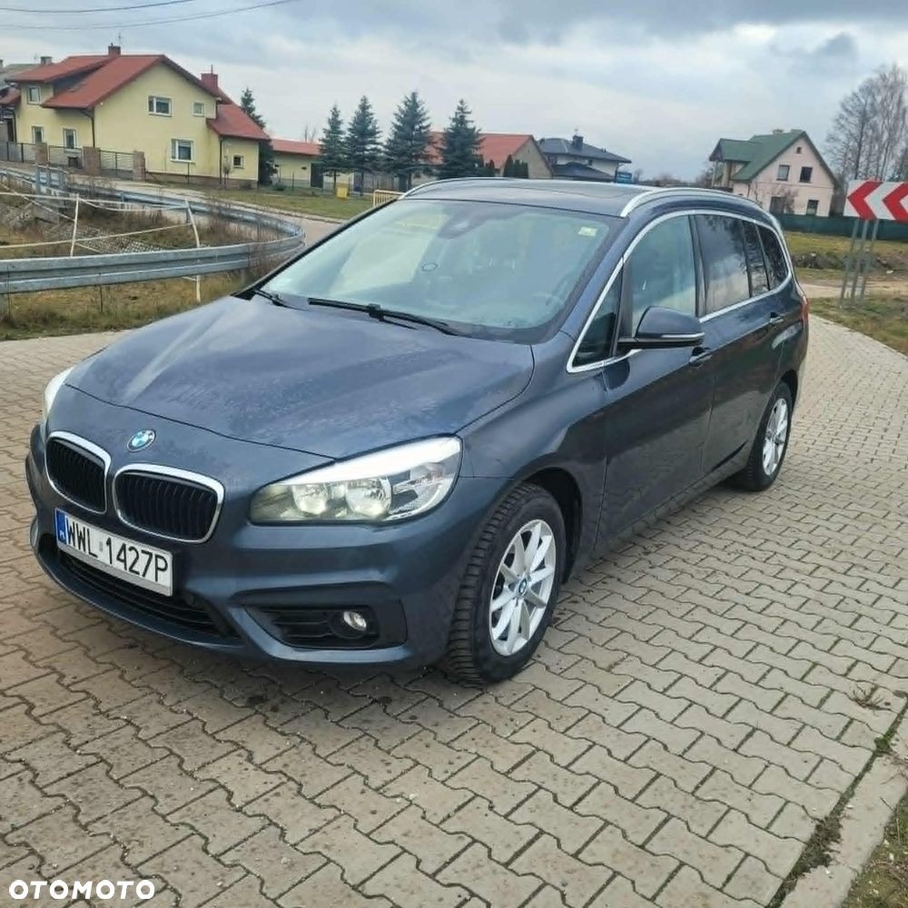 BMW Seria 2 218d - 3