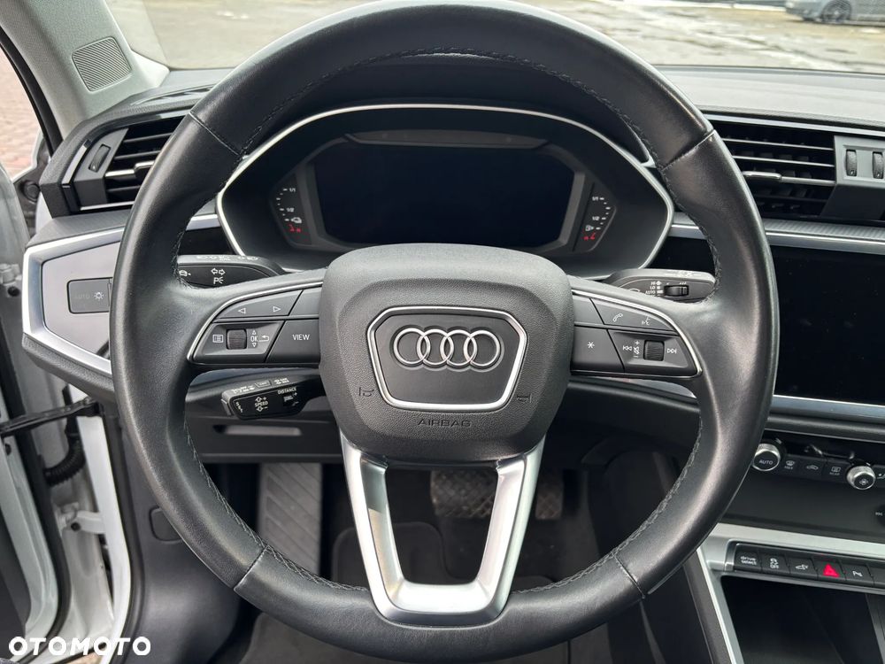 Audi Q3 45 TFSIe S tronic - 23