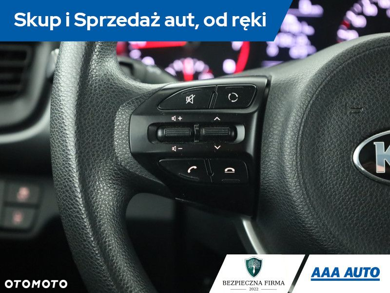 Kia Rio - 14