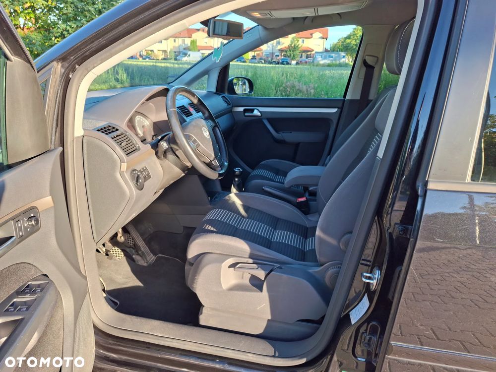Volkswagen Touran 1.6 Trendline - 18