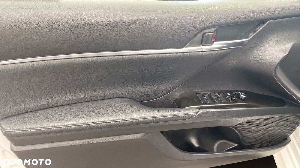 Toyota Camry 2.5 Hybrid Prestige CVT - 15