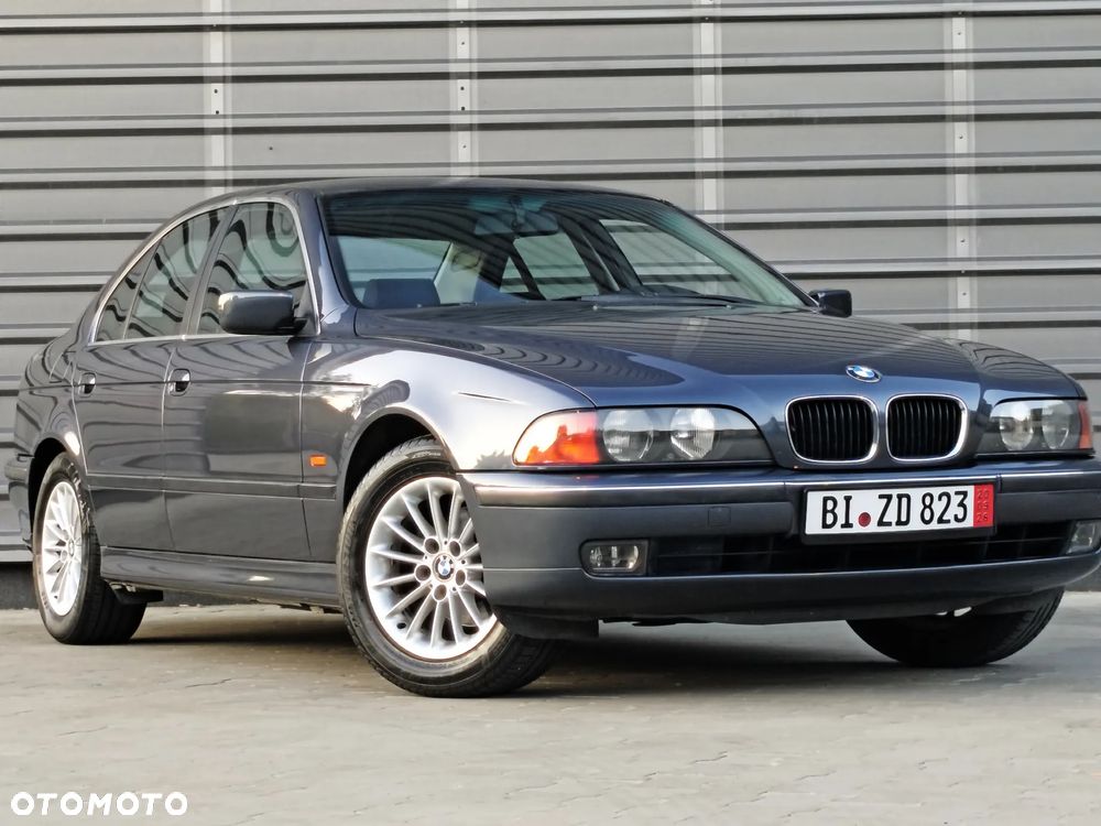 BMW Seria 5 - 8