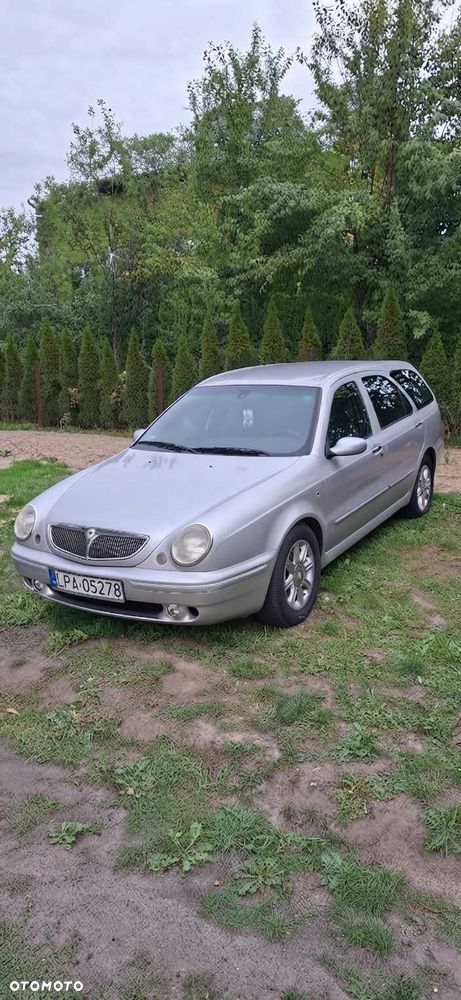 Lancia Lybra - 1
