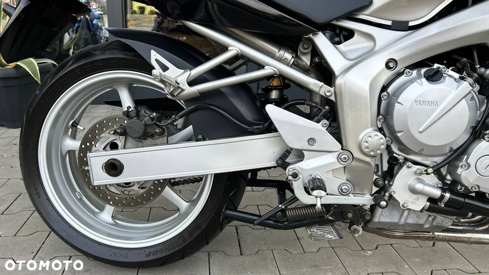 Yamaha FZ6 - 34