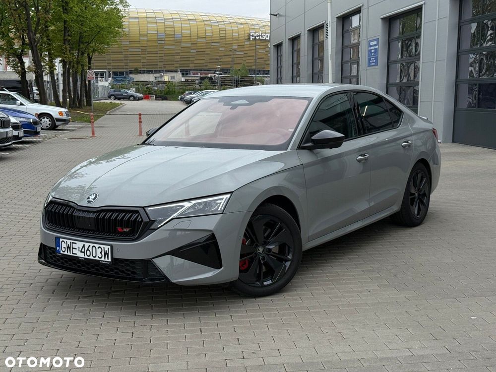 Skoda Octavia 2.0 TSI RS DSG - 5