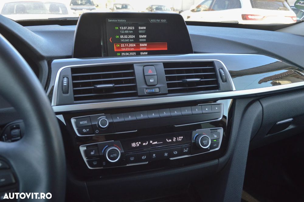 BMW Seria 3 320d xDrive Aut. Luxury Line - 29