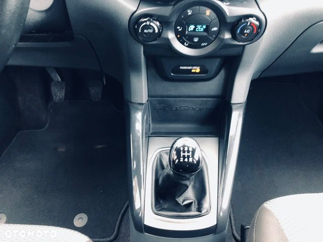 Ford EcoSport 1.0 EcoBoost TITANIUM - 36