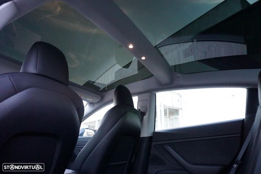 Tesla Model 3 Long Range AWD Dual Motor - 33
