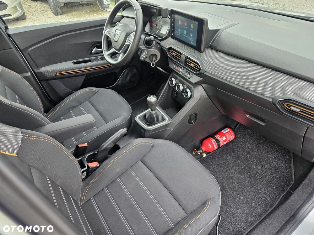 Dacia Sandero - 38