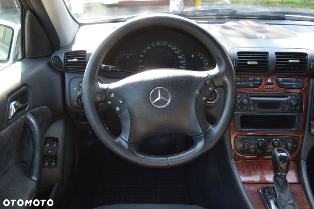 Mercedes-Benz Klasa C - 7