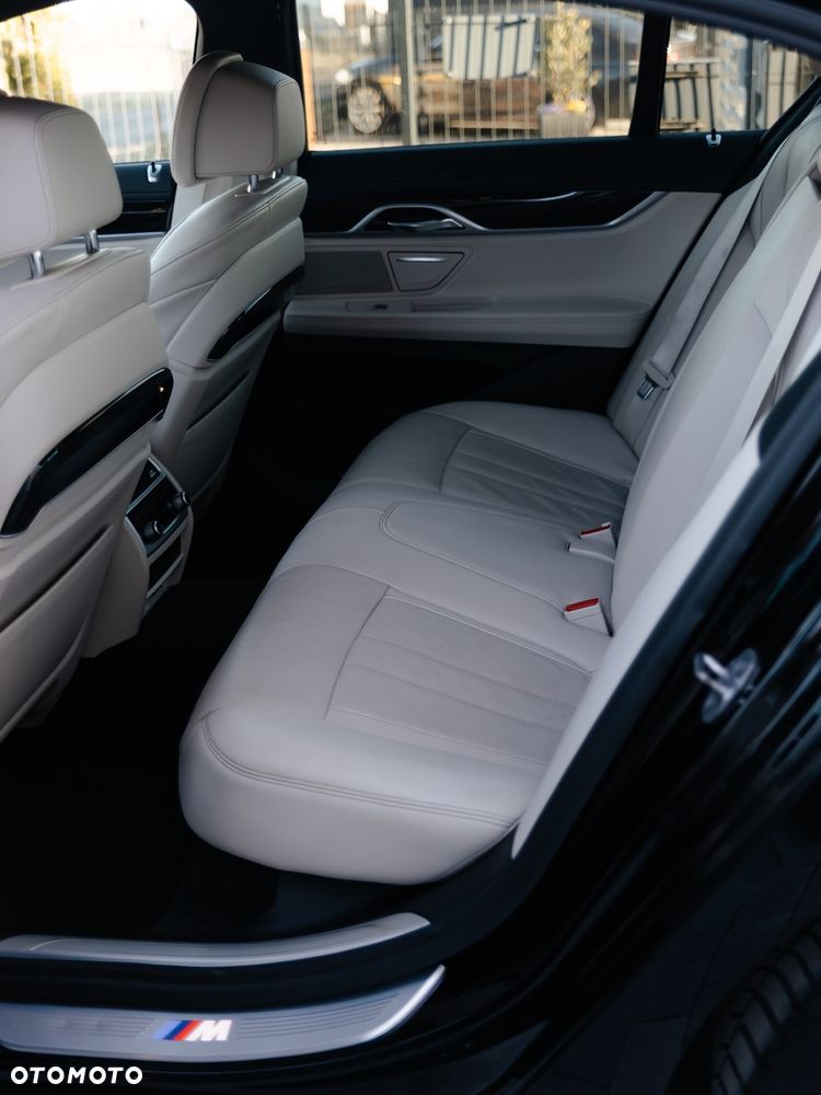 BMW Seria 7 730d xDrive - 13