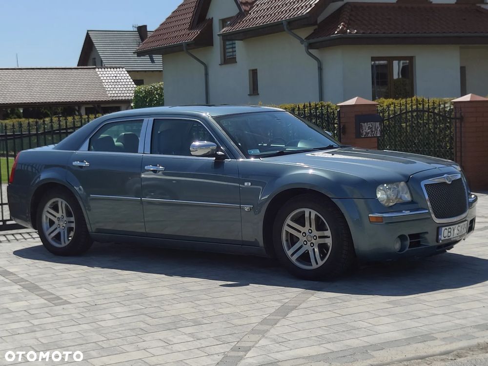 Chrysler 300C - 12