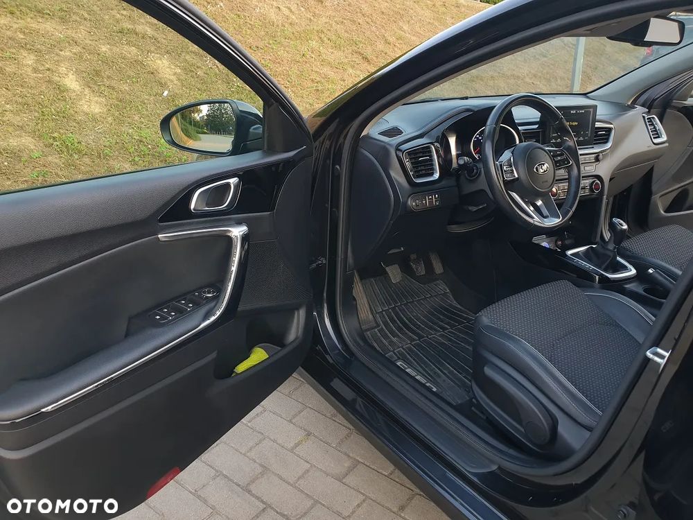 Kia Ceed 1.4 T-GDI GT-Line - 11