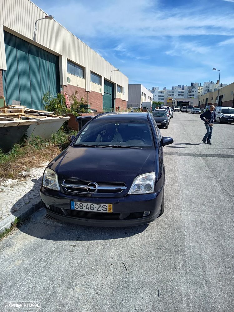 Opel Vectra Caravan 1.9 CDTi Executive - 15