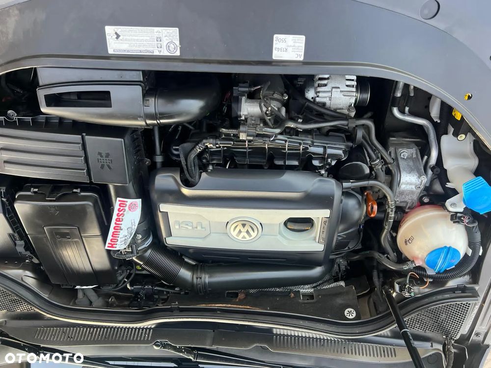 Volkswagen Passat CC - 24