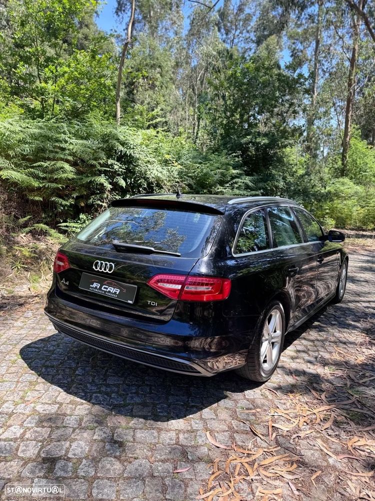 Audi A4 Avant 2.0 TDI Business Line Sport - 11