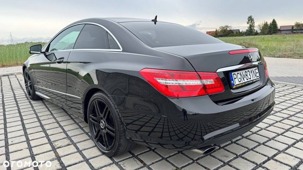 Mercedes-Benz Klasa E 250 CGI BlueEFFICIENCY Automatik Avantgarde - 10
