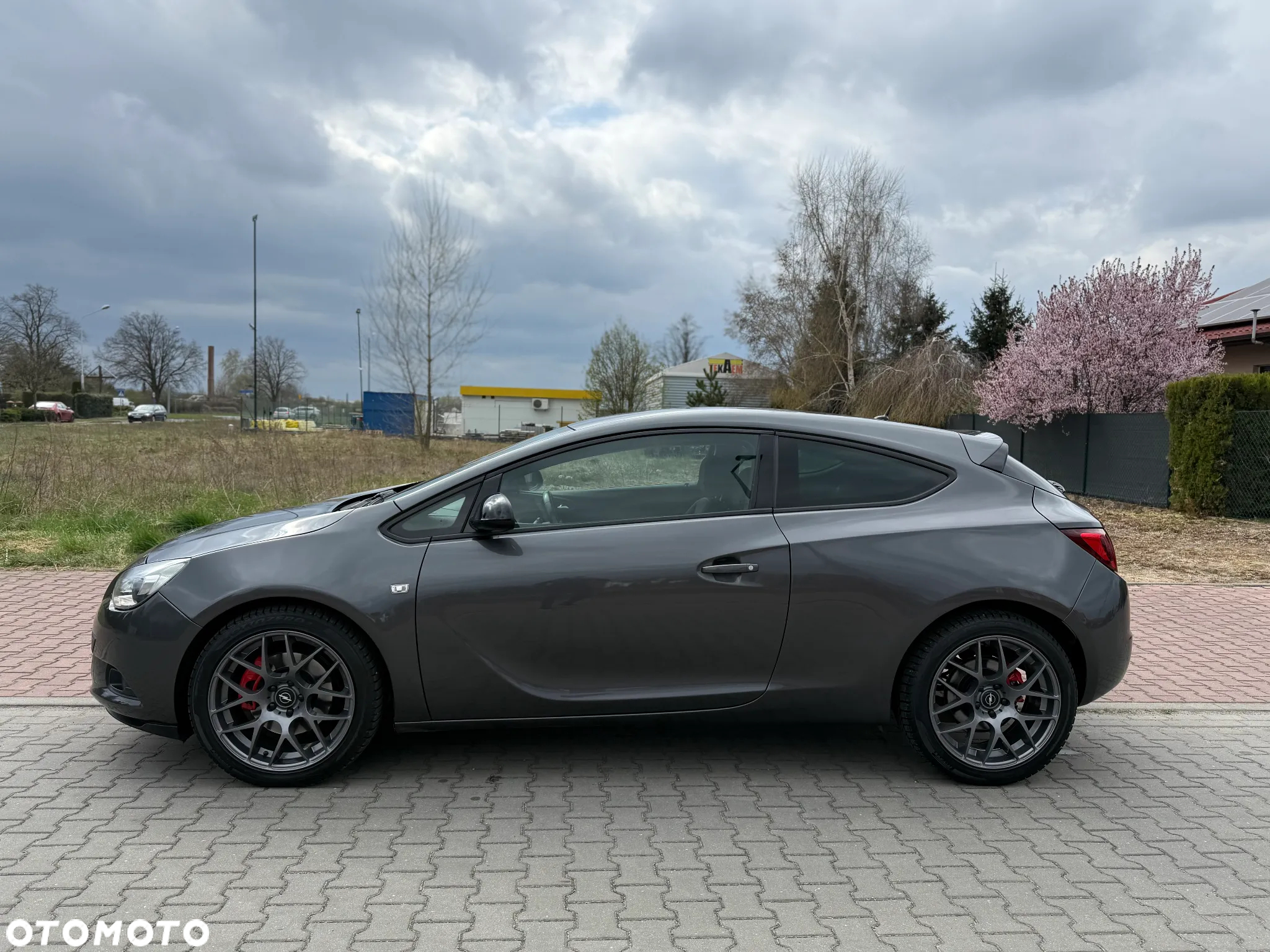Opel Astra GTC 1.4 Turbo - 27