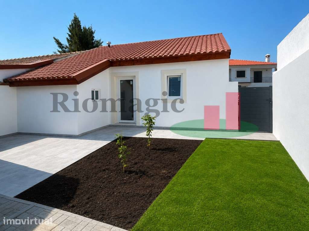 Moradia T2 São João da Ribeira***RIOMAGIC*** - Grande imagem: 3/23