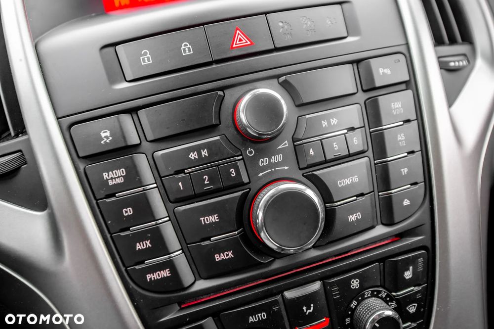 Opel Astra 1.4 Turbo 150 Jahre - 28