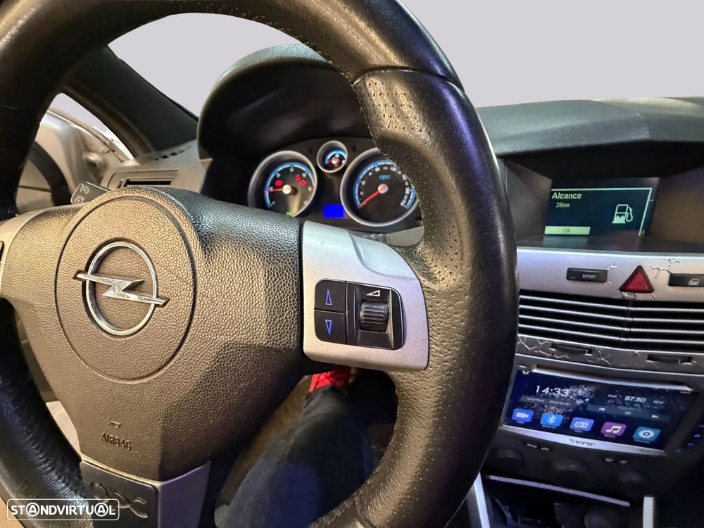 Opel Astra GTC 1.7 CDTI - 21