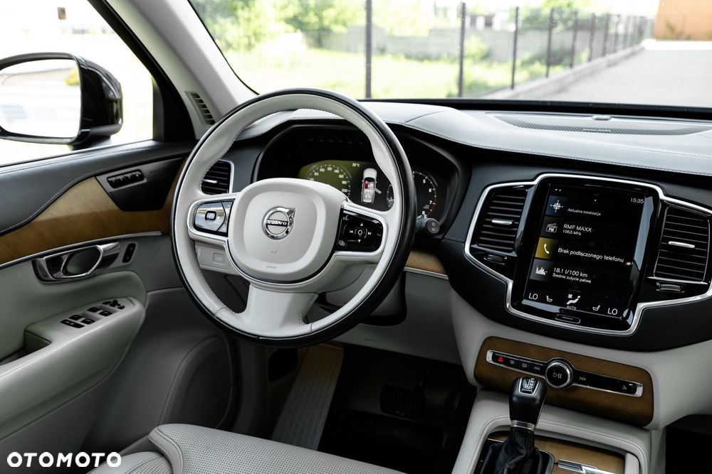 Volvo XC 90 T6 AWD Geartronic Inscription - 26