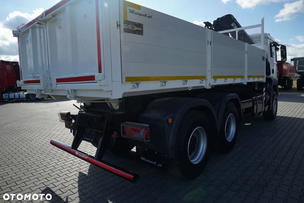 MAN TGS 33.360 / 6x4 / WYWROTKA - 5,7 M + HDS HIAB XS 122 HIDUO / MAX WYSÓW - 8,2 M / MAX UDŹWIG - 4 800 KG / KLAPO - DRZWI / MANUAL / PILOT / - 19