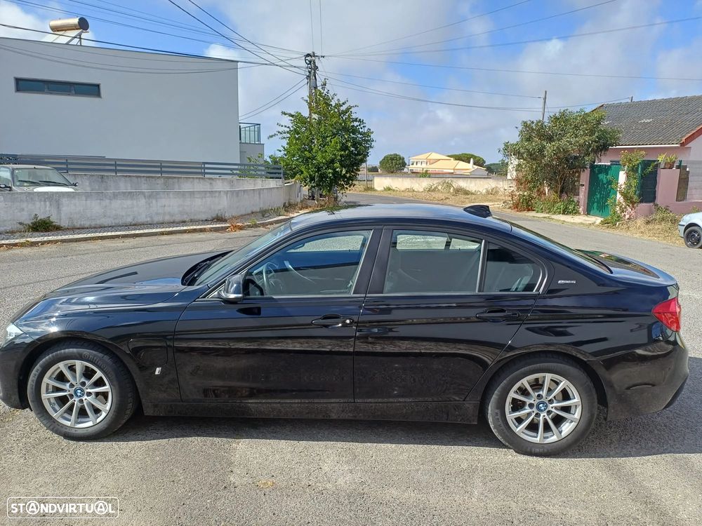 BMW 330 e iPerformance - 1