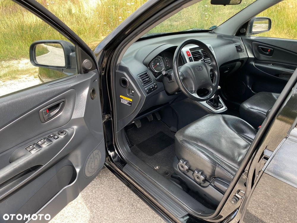 Hyundai Tucson 2.0 2WD GLS Navi - 6