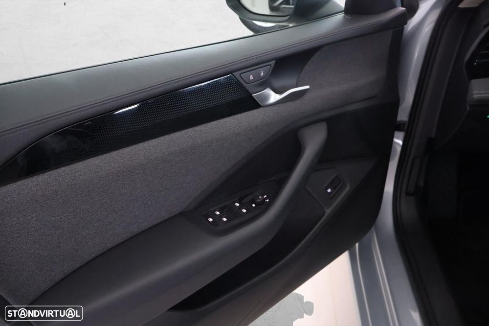 VW Passat Variant 1.5 TSI eHybrid DSG - 11