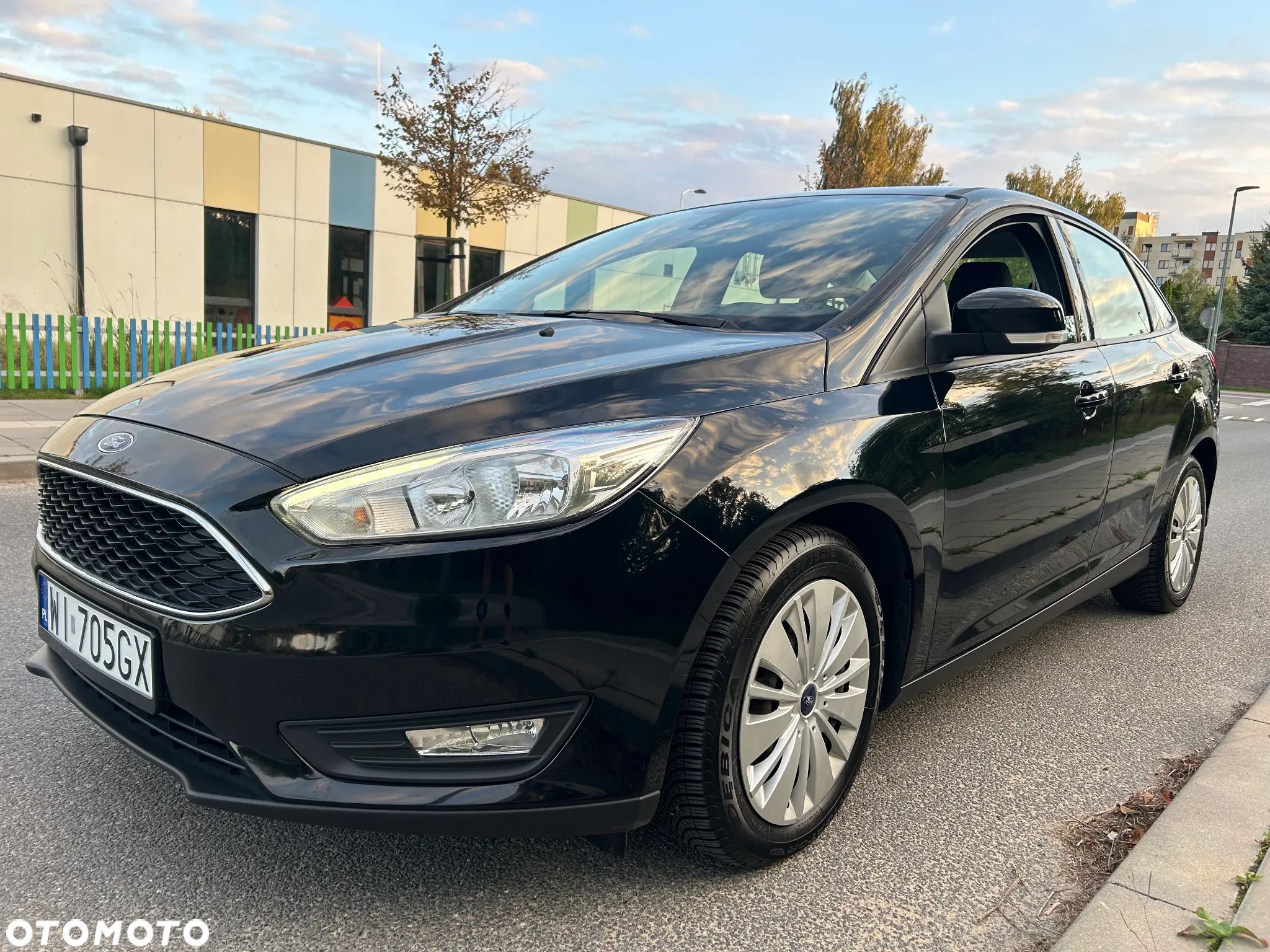 Ford Focus 1.6 Trend - 1