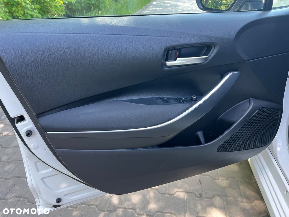Toyota Corolla 1.8 Hybrid GPF Comfort - 13