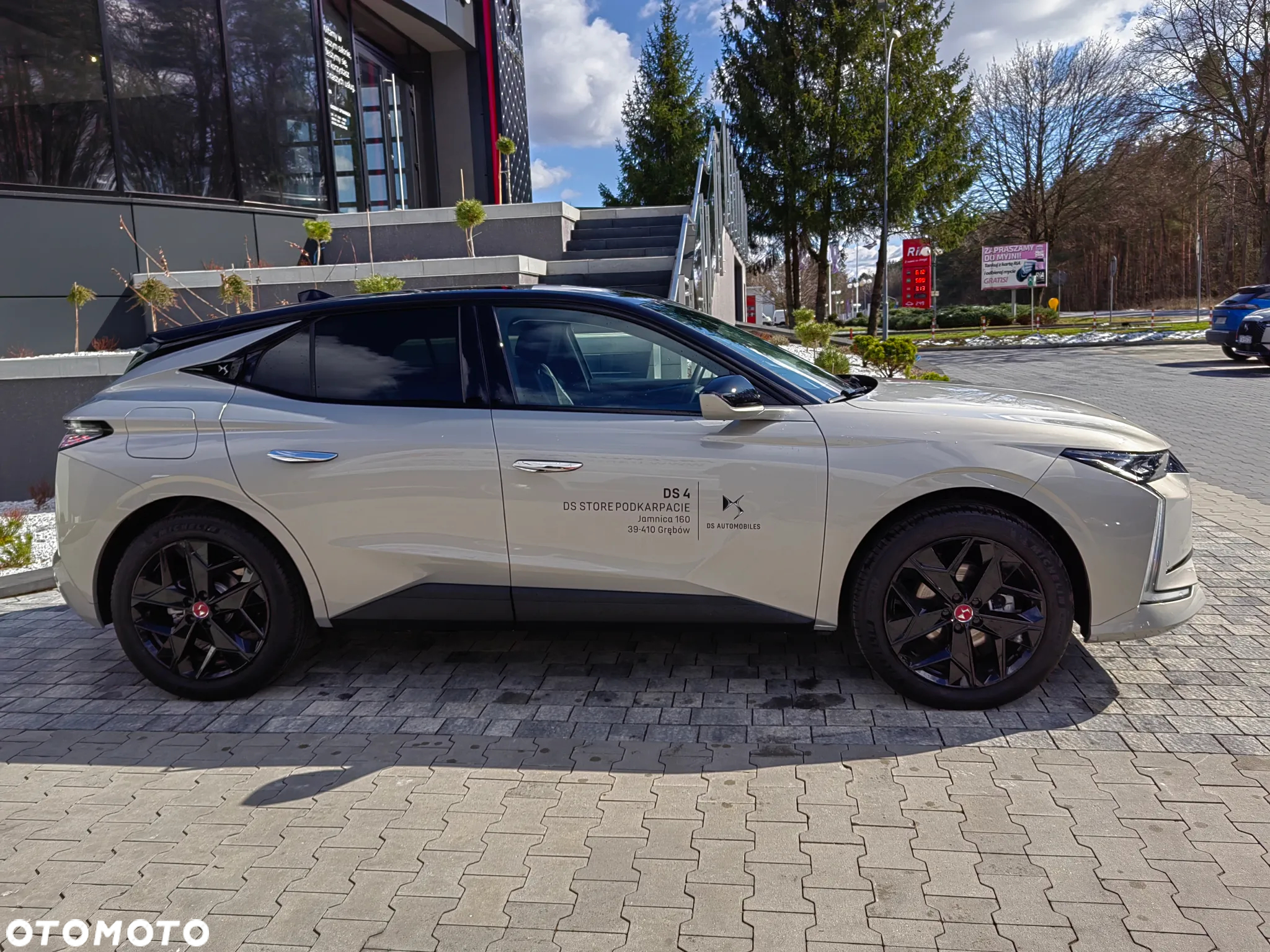 DS Automobiles DS 4 1.2 PureTech Performance Line + - 16