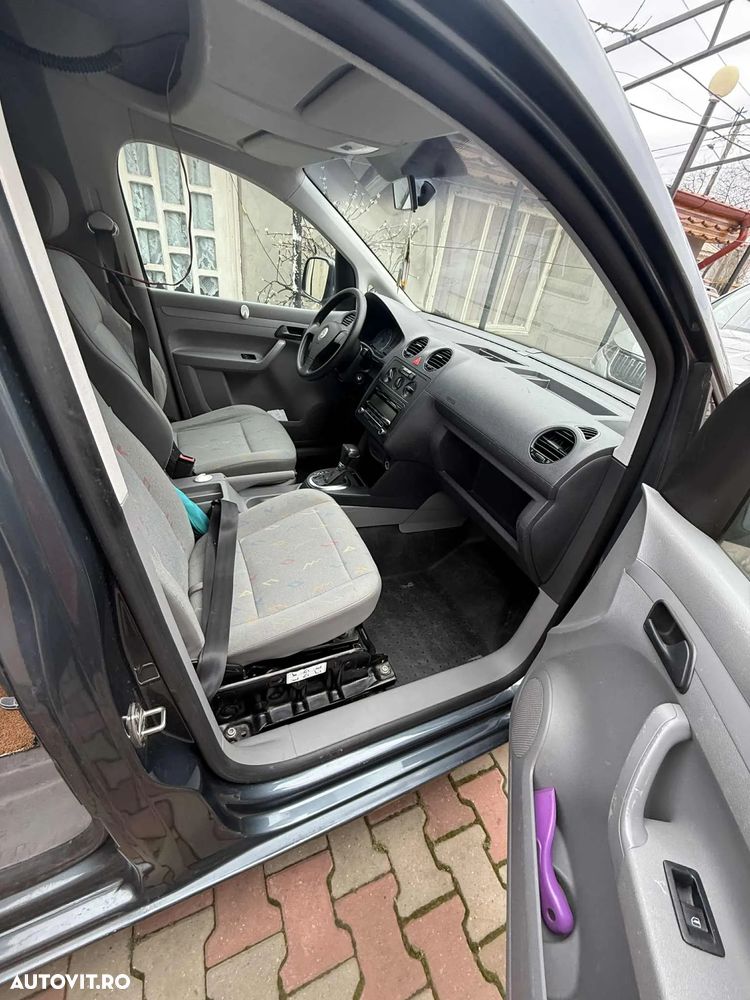 Volkswagen Caddy - 10