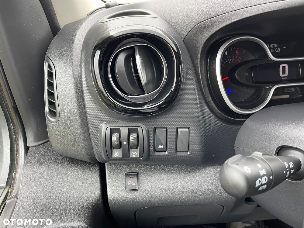 Renault Trafic - 38