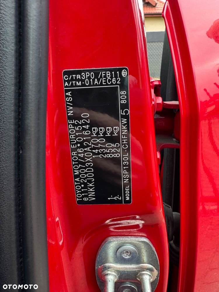 Toyota Yaris - 21