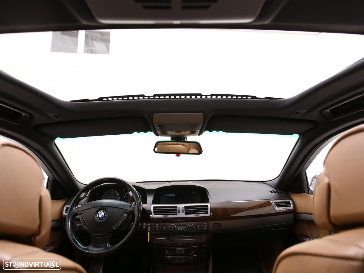 BMW 730 - 15
