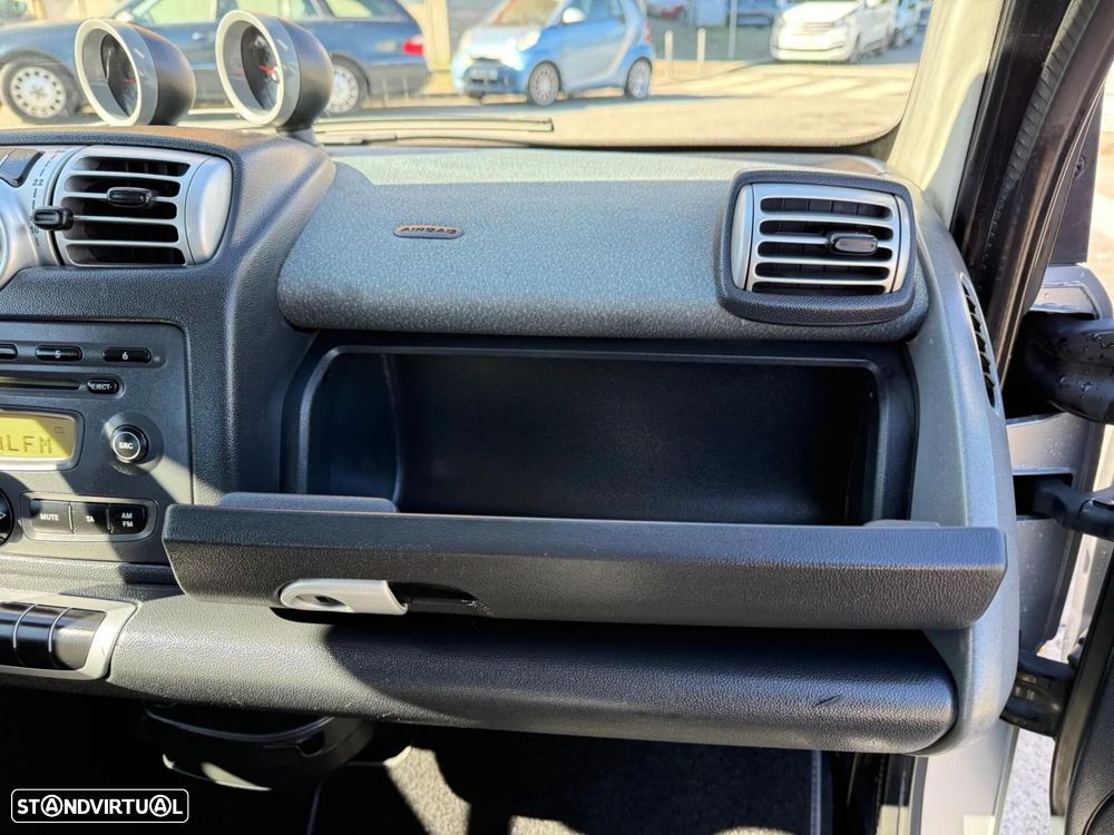 Smart ForTwo Coupé 1.0 mhd Pure 61 - 20