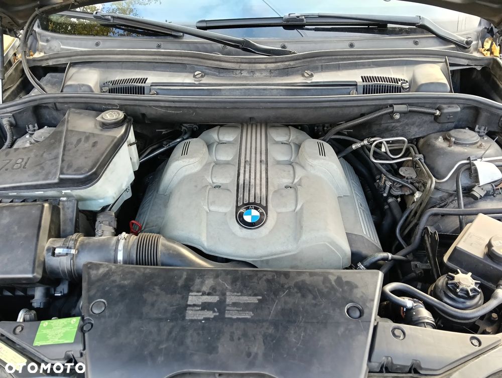 BMW X5 4.4 i - 14