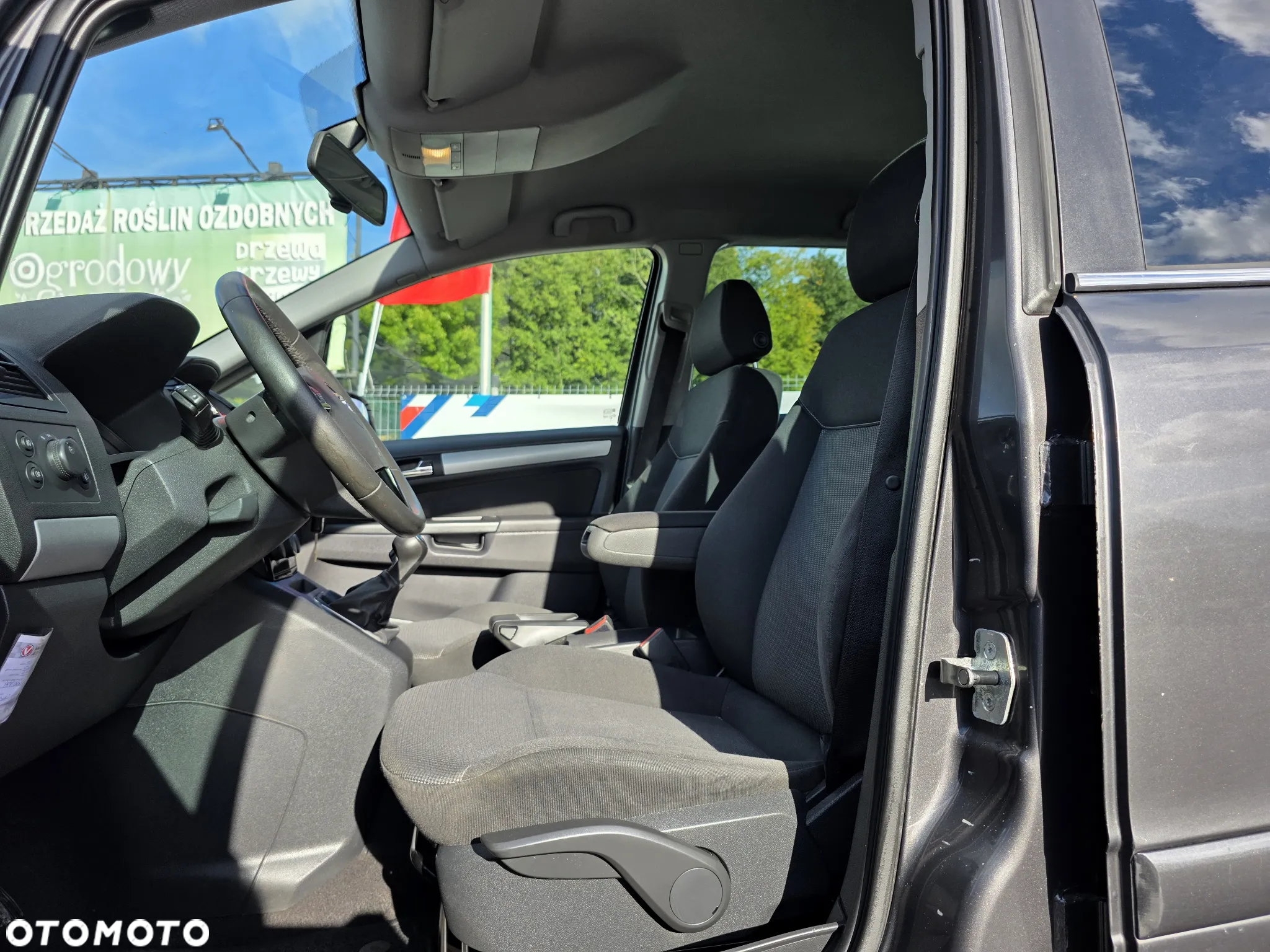 Opel Zafira 1.6 Cosmo - 11