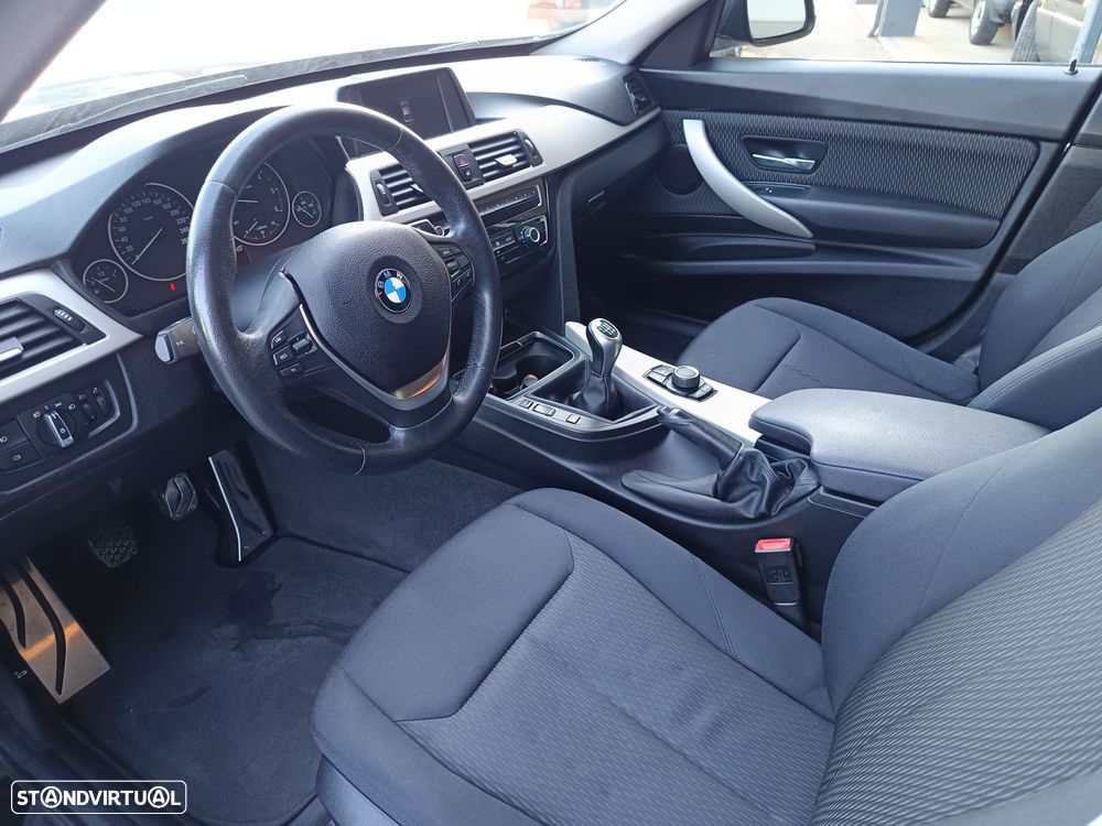 BMW 318 Gran Turismo d Advantage - 21