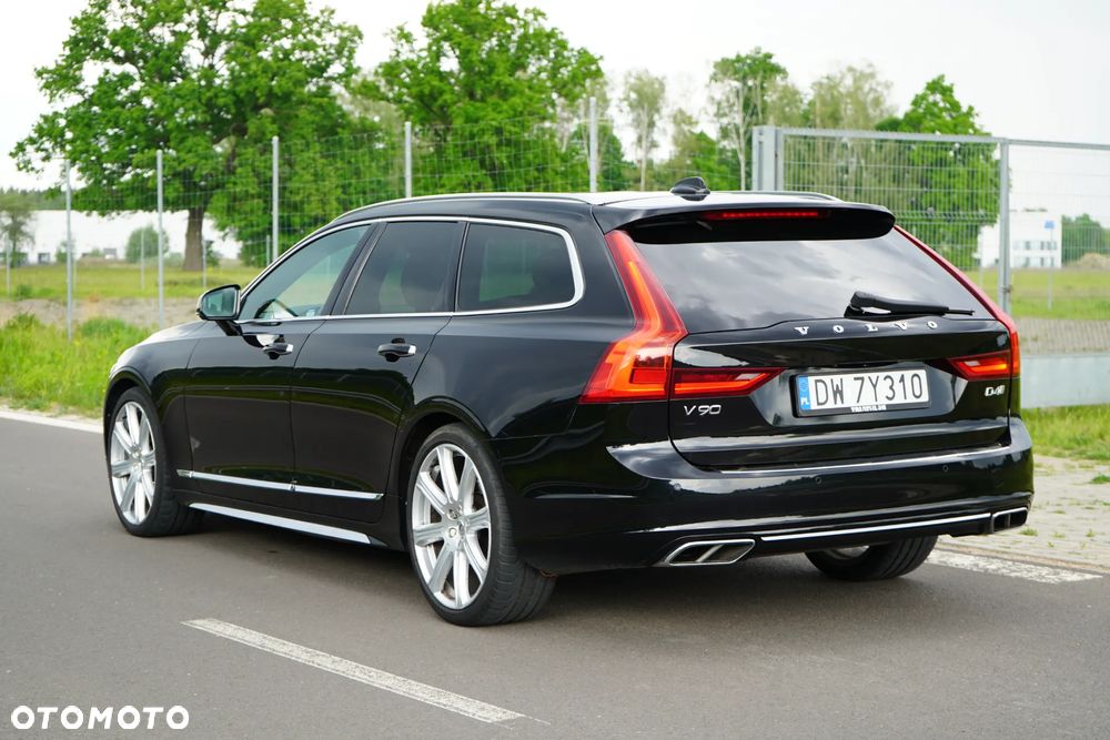 Volvo V90 D4 Inscription - 4
