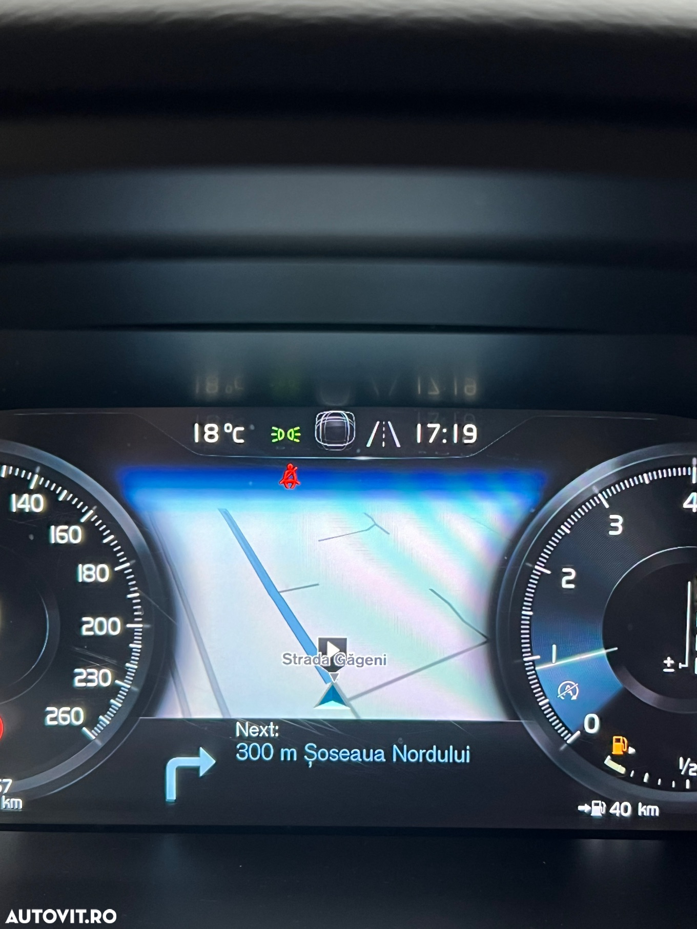Volvo S60 T5 R-Design - 34
