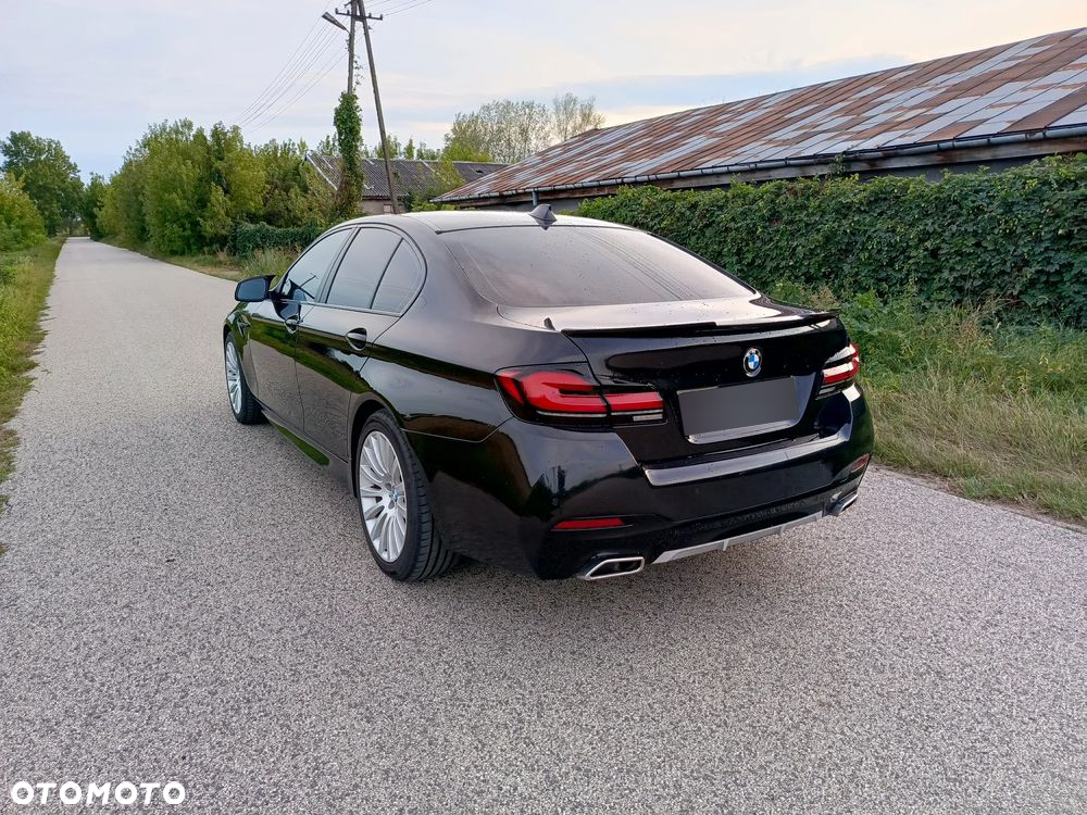 BMW Seria 5 ver-520d-touring - 10